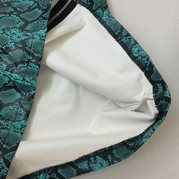 Tiger Mist Womens Tash Faux Leather Mini Skirt Small Blue Snake Print TM6970 - Picture 5 of 9